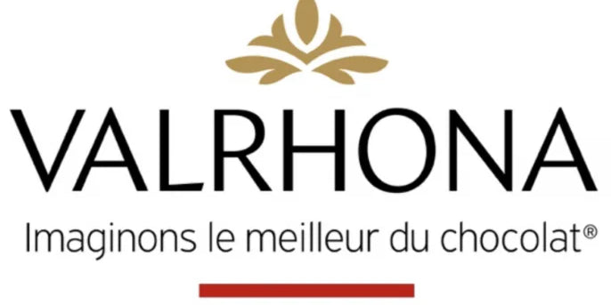 les lampes en suspension lairial dans la boutique valrhona